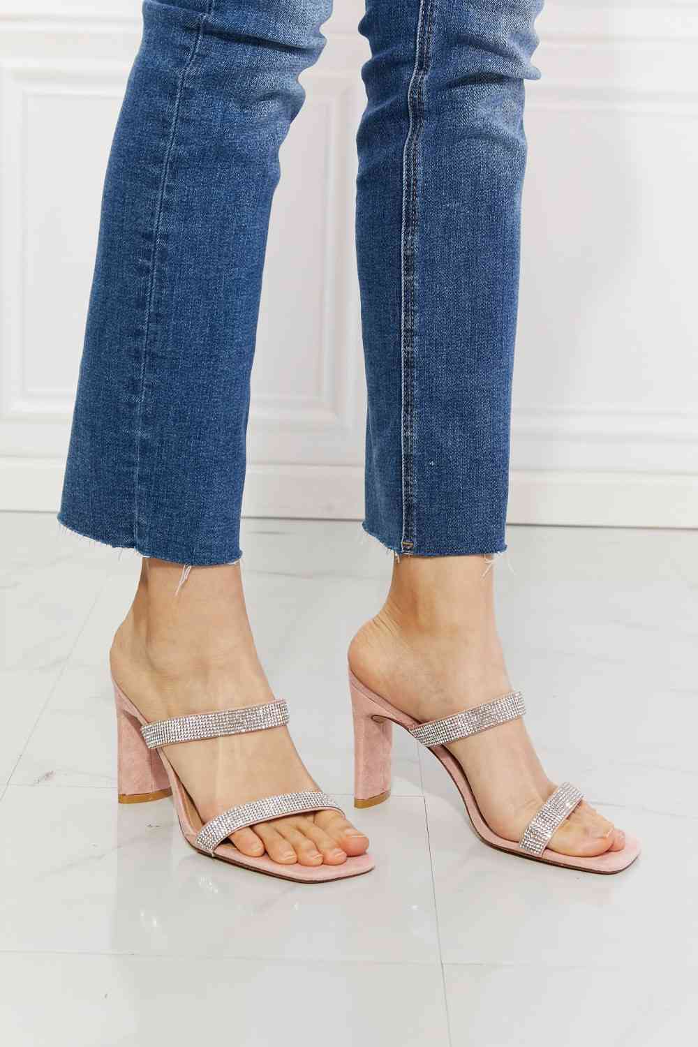 Natalie Block Heel Sandal in Light Pink